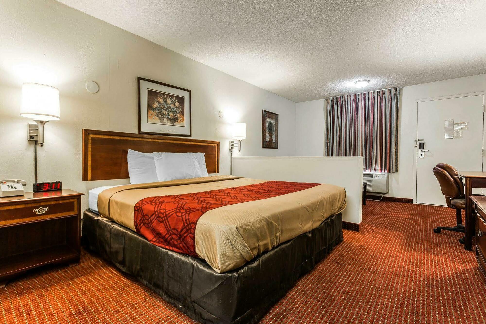 Econo Lodge Inn & Suites Matthews - Charlotte Exteriér fotografie