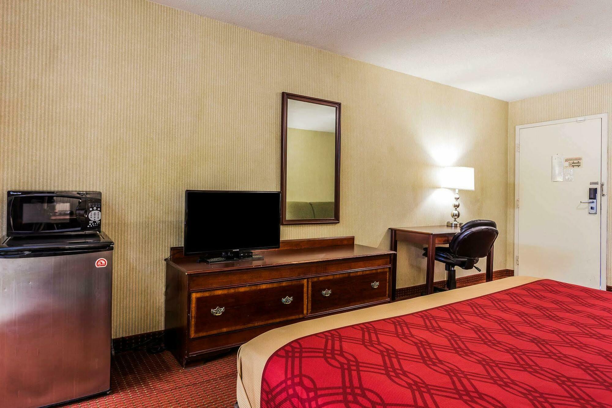 Econo Lodge Inn & Suites Matthews - Charlotte Exteriér fotografie